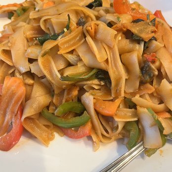 Basil Thai - RN1. Drunken Noodle - Thai Near Me - Austin, Texas