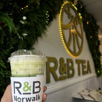 R&B Tea - Banana matcha - Coffee & Tea Near Me - Norwalk, California