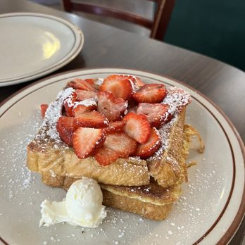 The Saugus Cafe - French ToastFrench - Diners Near Me - Santa Clarita, California