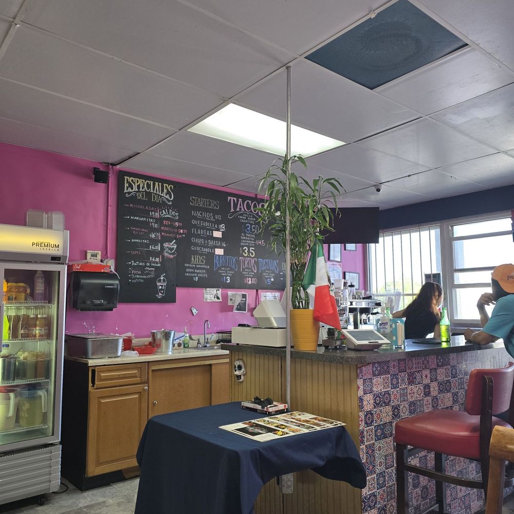Las Flores Mexican - Mexican Near Me - Miami, Florida