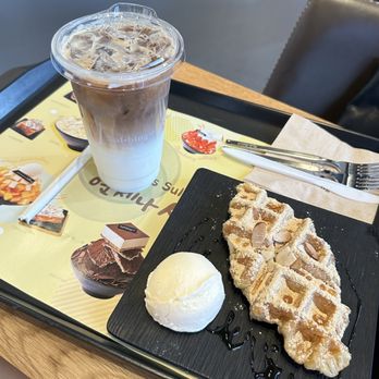 Sulbing - Injeolmi Croffle Iced Latte - Desserts Near Me - Santa Clara, California Sulbing - Injeolmi Croffle Iced Latte - Desserts Near Me - Santa Clara, California