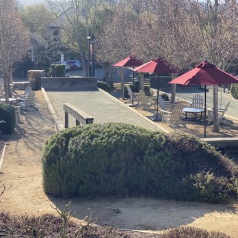 Maggy Hawk - Bocci ball court - Wineries Near Me - Philo, California