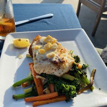 Boathouse at Hendry's Beach - Macadamia nut encrusted halibut - Seafood Near Me - Santa Barbara, California