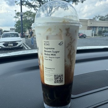 HeyTea - Supreme Brown Sugar Boba Milk Tea - Bubble Tea Near Me - Rockville, Maryland