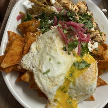 Hungry Fox - Chilaquiles rojos y verdes - Breakfast & Brunch Near Me - North Hollywood, California