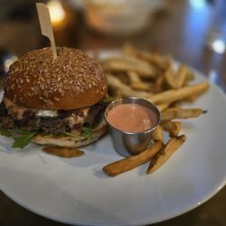 Church and Union Charleston - Lamb Burger