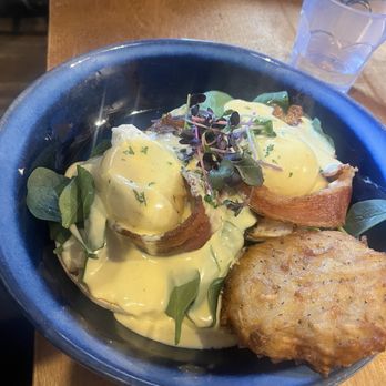 Bear Bear - Benedict - Breakfast & Brunch Near Me - Leavenworth, Washington