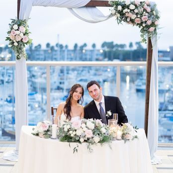 Instyle Flowers - Florists Near Me