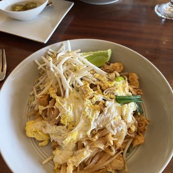 Ziree Thai and Sushi - Pad thai - Sushi Bars Near Me - Delray Beach, Florida Ziree Thai and Sushi - Pad thai - Sushi Bars Near Me - Delray Beach, Florida