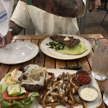 Monkeypod Kitchen - Big Island Cheese Burger - Hawaiian Near Me - Kapolei, Hawaii Monkeypod Kitchen - Big Island Cheese Burger - Hawaiian Near Me - Kapolei, Hawaii