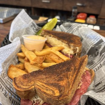 Paddy Murphy’s Irish Pub - Grilled Reuben - Irish Pub Near Me - Marco Island, Florida Paddy Murphy’s Irish Pub - Grilled Reuben - Irish Pub Near Me - Marco Island, Florida