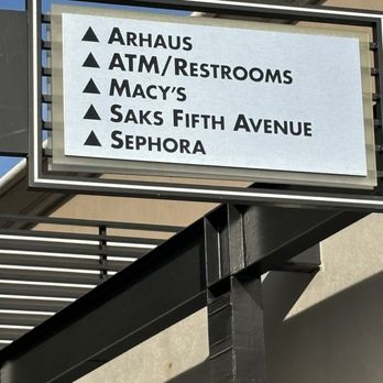 Biltmore Fashion Park - Businesses - Shopping Centers Near Me - Phoenix, Arizona