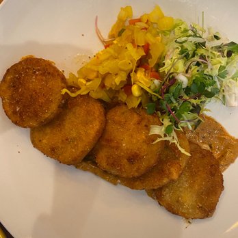 Hominy Southern Kitchen - Fried Green Tomatoes with a cleansing pallet side. - Southern Near Me - Carbondale, Colorado Hominy Southern Kitchen - Fried Green Tomatoes with a cleansing pallet side. - Southern Near Me - Carbondale, Colorado