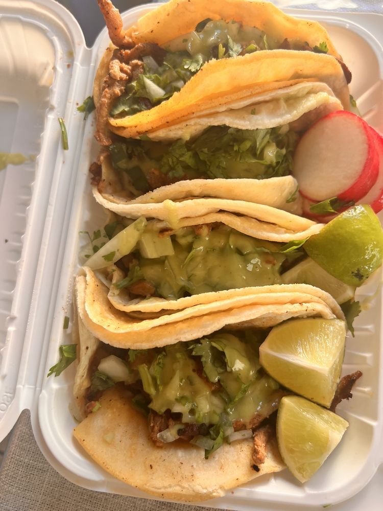 Tacos Y Mas II Lynbrook