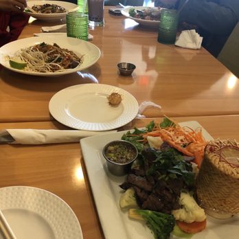 Supreme Thai Bistro - Thai Near Me - Chantilly, Virginia