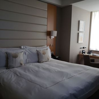 Conrad London St. James - Huge comfy bed - Hotels Near Me - London, XGL