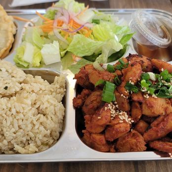 Big Sister's Kitchen - Spicy chicken Meal Box - Barbeque Near Me - Duluth, Georgia