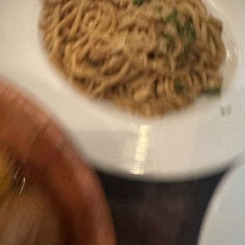 Chason's - Blurry but the garlic noodles - Seafood Near Me - Elk Grove, California