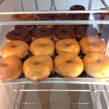 Donut King - Glazed, cinnamon roll, and chocolate - Donuts Near Me - Pleasant Hill, California Donut King - Glazed, cinnamon roll, and chocolate - Donuts Near Me - Pleasant Hill, California