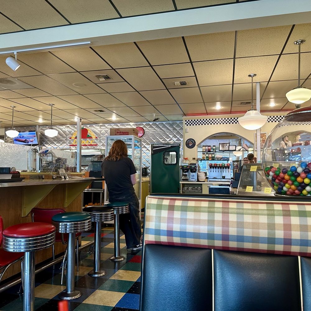 Big Apple Diner - Diners Near Me - Bremerton, Washington Big Apple Diner - Diners Near Me - Bremerton, Washington