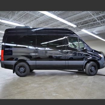 SUV on Demand - Mercedes Benz Lux 2500 - Limos Near Me SUV on Demand - Mercedes Benz Lux 2500 - Limos Near Me