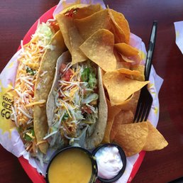 Crunchy Dos Tacos