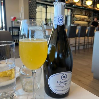 Shorebird - Mimosas - Breakfast & Brunch Near Me - Sedona, Arizona Shorebird - Mimosas - Breakfast & Brunch Near Me - Sedona, Arizona