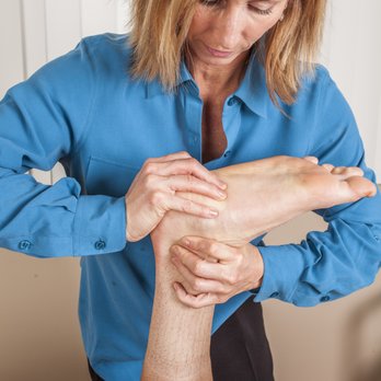 Jamie Culhane DC - Extremity Adjustment of the calcaneus - Chiropractors Near Me - Thousand Oaks, California Jamie Culhane DC - Extremity Adjustment of the calcaneus - Chiropractors Near Me - Thousand Oaks, California