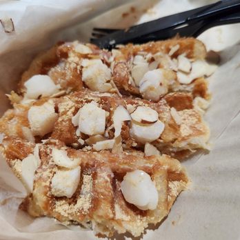 Don Melt - Croffle I cut into with injeolmi toppings of mochi bits, almonds, condensed milk and the soy powder. - Coffee & Tea Near Me - Buena Park, California