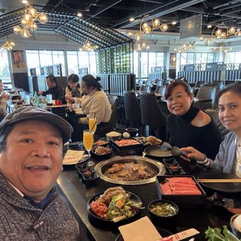 Warehouse Buffet - Enjoying All The Grill, Salad, Sauce and Desert Bar - Buffets Near Me - Foster City, California Warehouse Buffet - Enjoying All The Grill, Salad, Sauce and Desert Bar - Buffets Near Me - Foster City, California