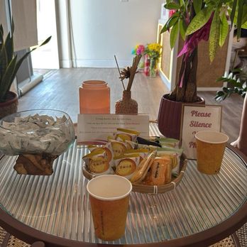 Jolye Beauty - Hair Salons Near Me - Westminster, California