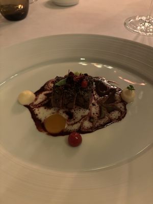 Cheval Blanc by Peter Knogl by null