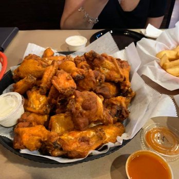 Frankie's Beachside - Chicken Wings Near Me - Indian Harbour Beach, Florida Frankie's Beachside - Chicken Wings Near Me - Indian Harbour Beach, Florida