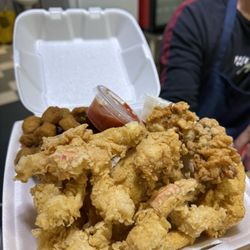 Justin's Seafood - Fish Oysters and shrimp