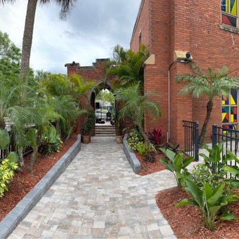 Ultimate Pavers - Walkways - General Contractors Near Me - Tampa, Florida