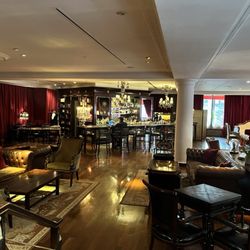The Library Lounge & Poolbar