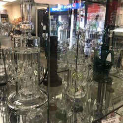 Global Smoke & Vape - Recycler
