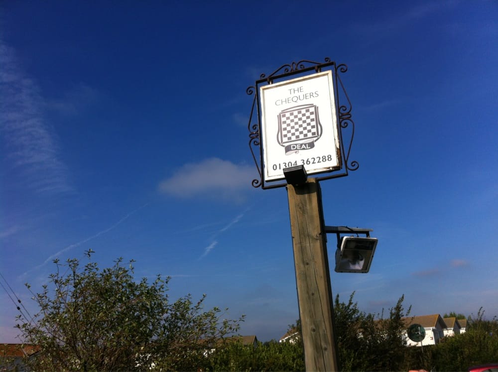 THE CHEQUERS Updated September 2024 10 Photos Golf Road, Deal