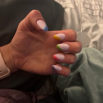 Voncii Nail Bar - What I received. I really did not like how close in color the orange was. It does not match the other nails. - Nail Salons Near Me - O'Fallon, Missouri Voncii Nail Bar - What I received. I really did not like how close in color the orange was. It does not match the other nails. - Nail Salons Near Me - O'Fallon, Missouri