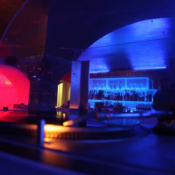Half Moon - Dance Clubs Near Me - Salzburg, 5 Half Moon - Dance Clubs Near Me - Salzburg, 5