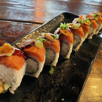 Zu Izakaya - Garlic Spicy Tuna Roll - Asian Fusion Near Me - Tempe, Arizona Zu Izakaya - Garlic Spicy Tuna Roll - Asian Fusion Near Me - Tempe, Arizona