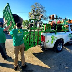 Green Guys - Green Guys loading up our trailerless setup.