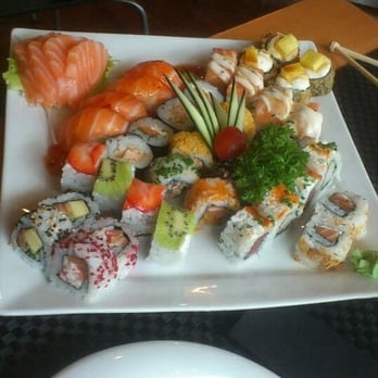 Sushisan - Japanese Near Me - Lisbon, 11