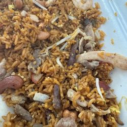 China First - Special fried rice, with extra egg and cashews