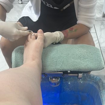 Elegant Nails - I got the deluxe pedicure - Nail Salons Near Me - Kent, Washington Elegant Nails - I got the deluxe pedicure - Nail Salons Near Me - Kent, Washington