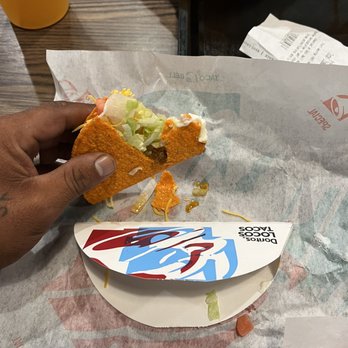 Taco Bell - Dam good place for the money - Fast Food Near Me - Gun Barrel City, Texas