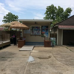 Isis Snow Cones & Snacks