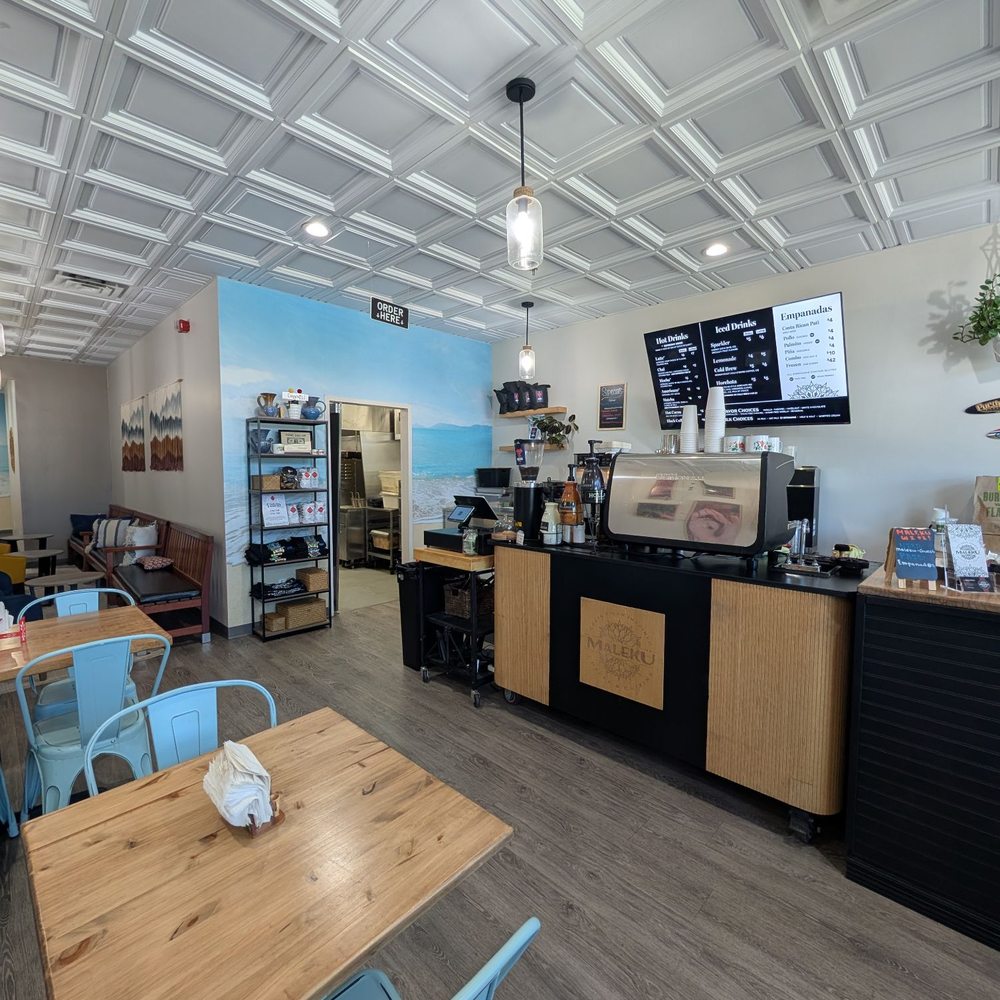 Love the vibe in here! Love the vibe in here!
