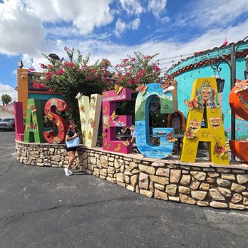 Alexa’s Cafe Mexican Grill - The outside was the best - Mexican Near Me - Colton, California Alexa’s Cafe Mexican Grill - The outside was the best - Mexican Near Me - Colton, California
