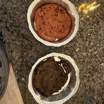 BJ's Restaurant & Brewhouse - Skimpy pizookie. - Pizza Near Me - Menifee, California BJ's Restaurant & Brewhouse - Skimpy pizookie. - Pizza Near Me - Menifee, California